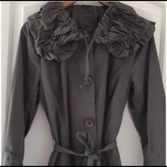 Linea Domani Stylish Trench Coat - Picture 4 of 10